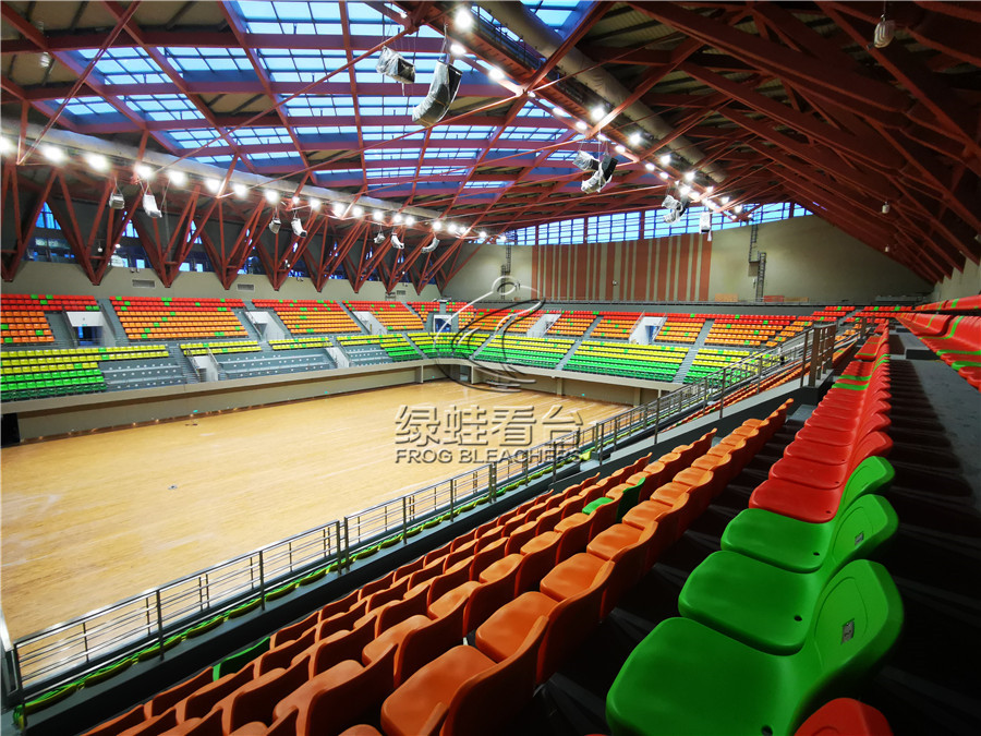 中國科技大學體育館看臺座椅