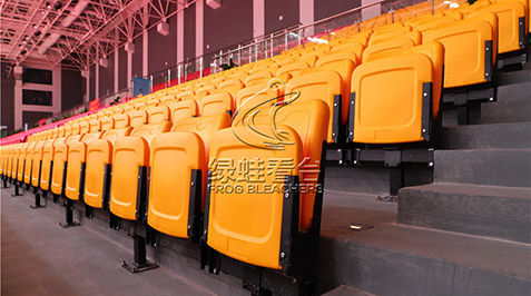 固定看臺座椅安裝需要考慮場地規劃、座椅材料尺寸、安裝方式等因素