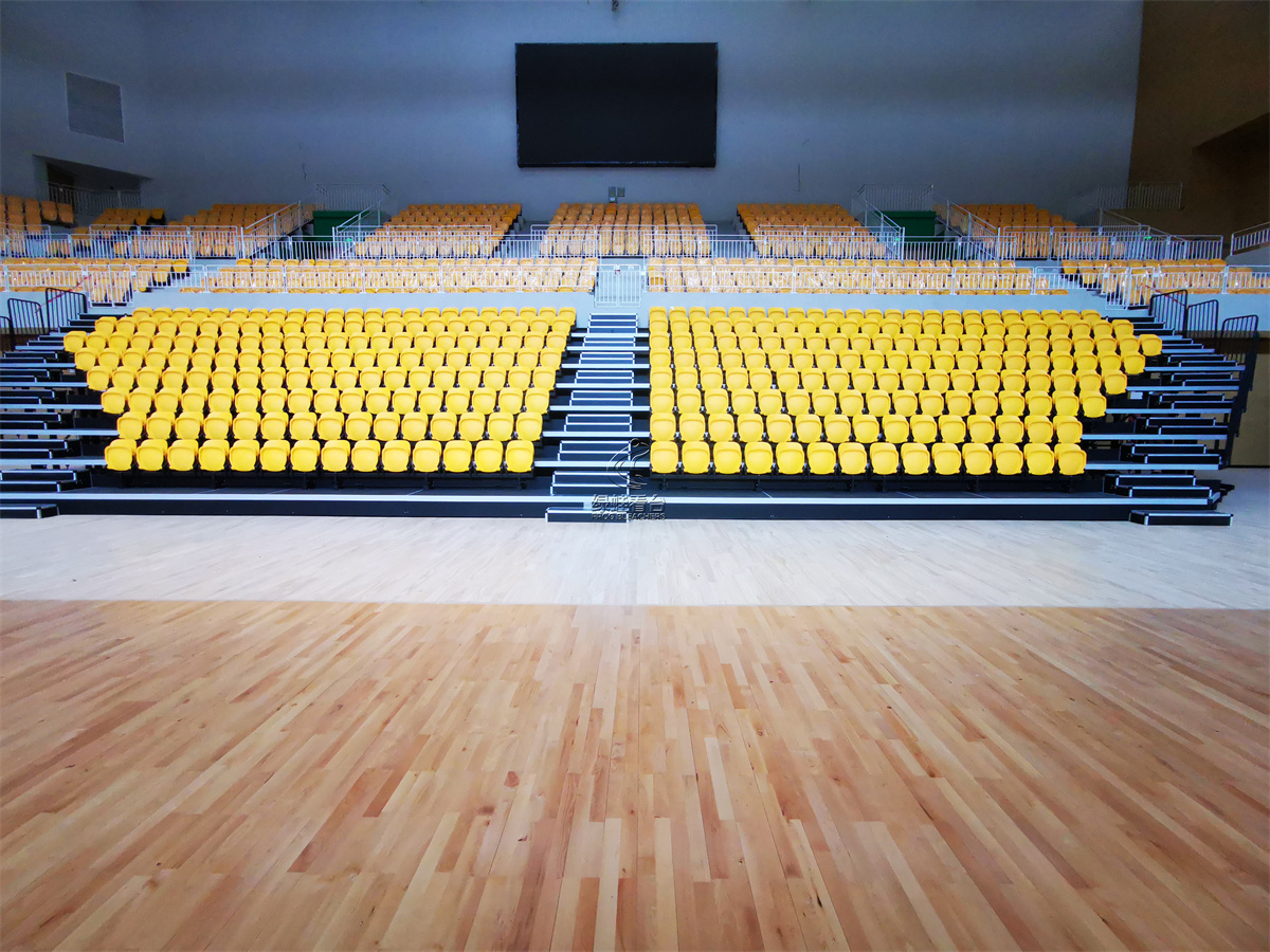 中山大學游泳館伸縮活動看臺